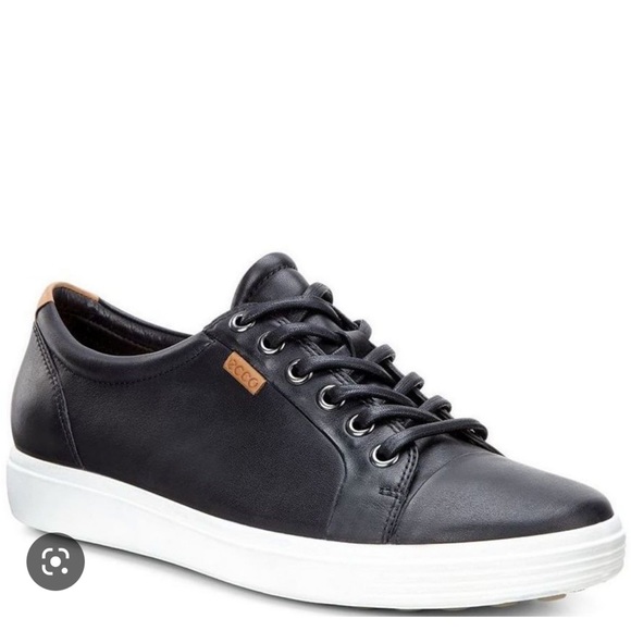 Other - Ecco Black Leather Sneakers